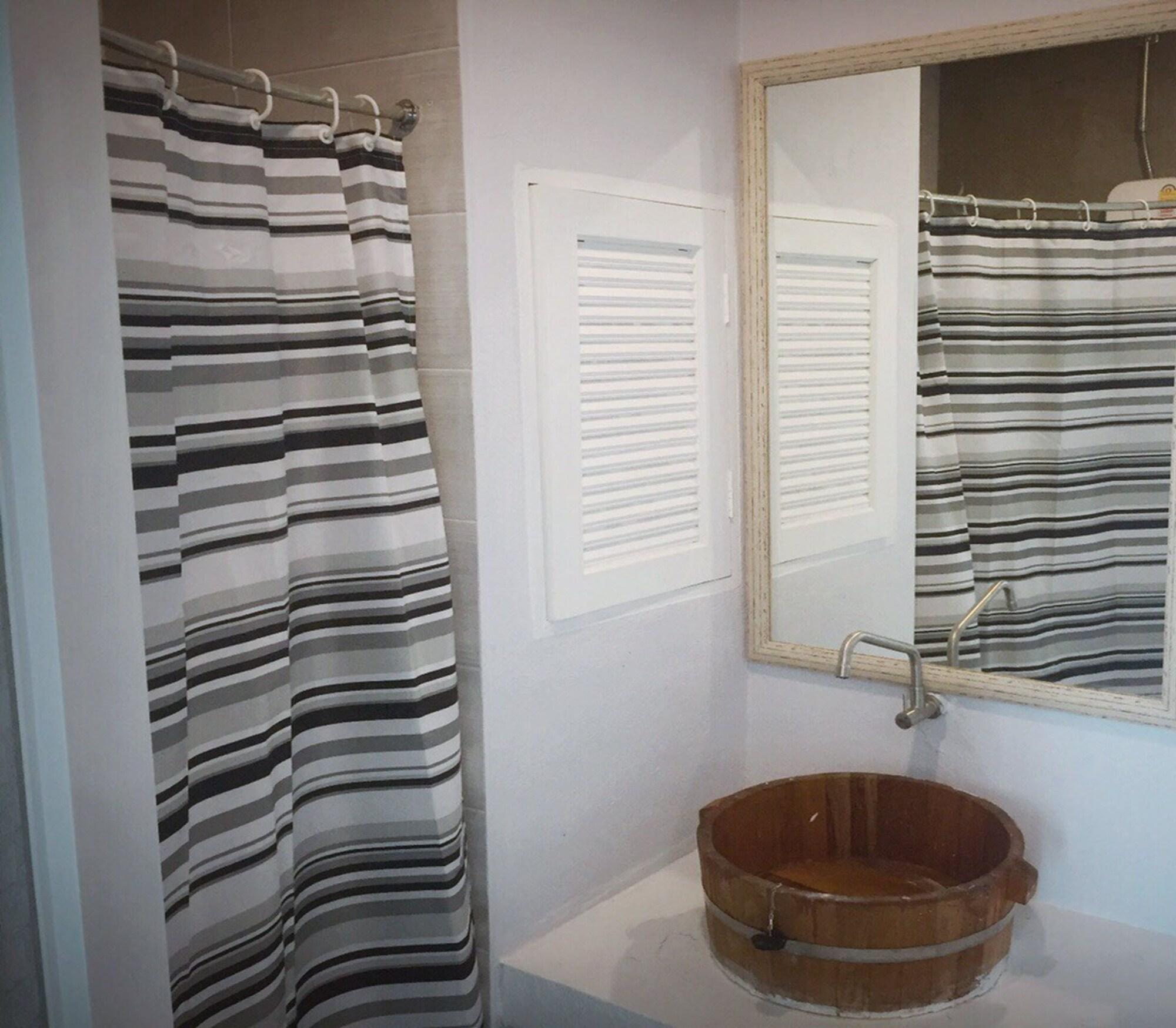 מלון צ'יאנג מאי Rinrada Loft Resident מראה חיצוני תמונה
