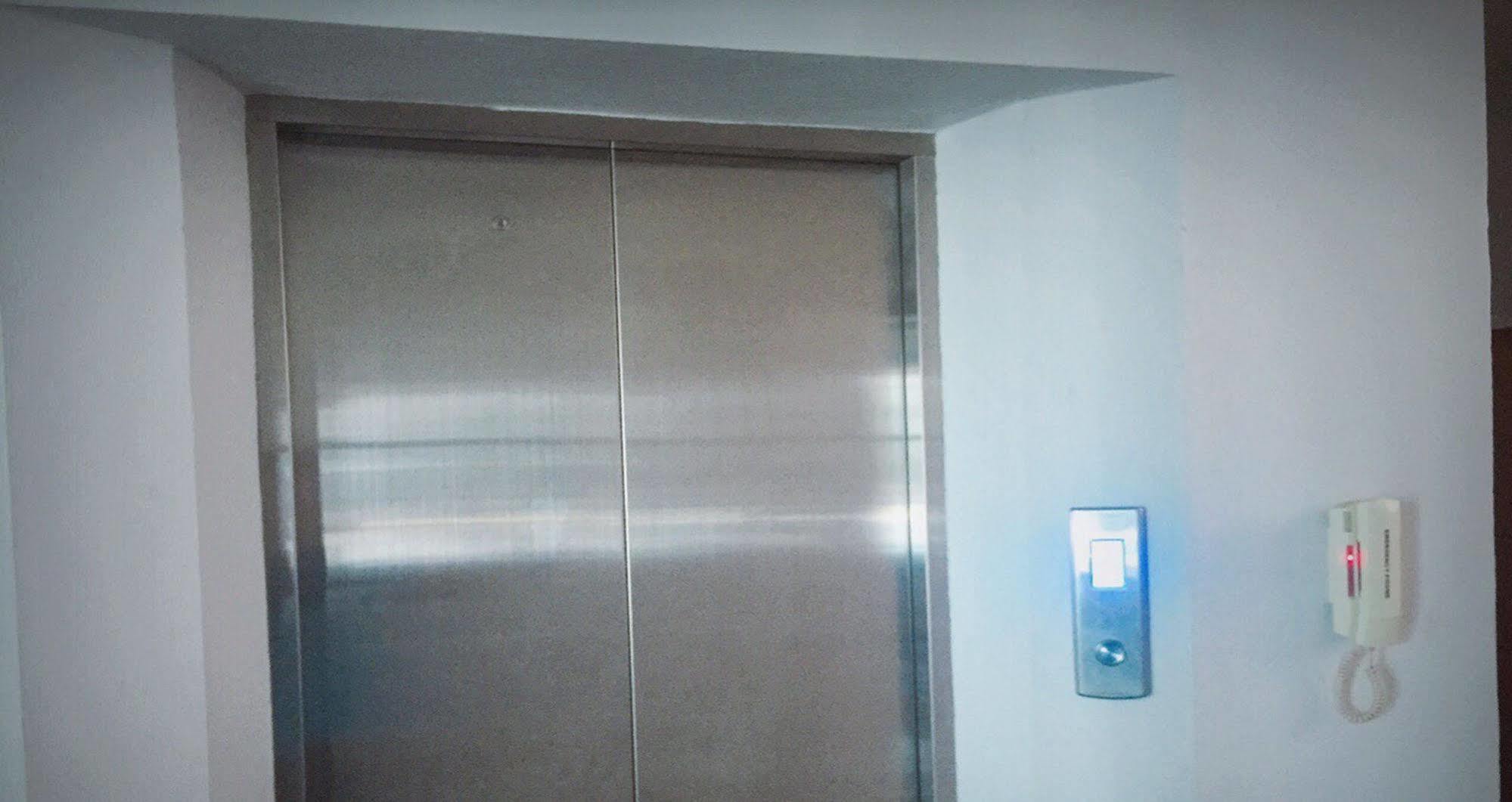 מלון צ'יאנג מאי Rinrada Loft Resident מראה חיצוני תמונה